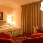 Hotel Regina Olga 4*