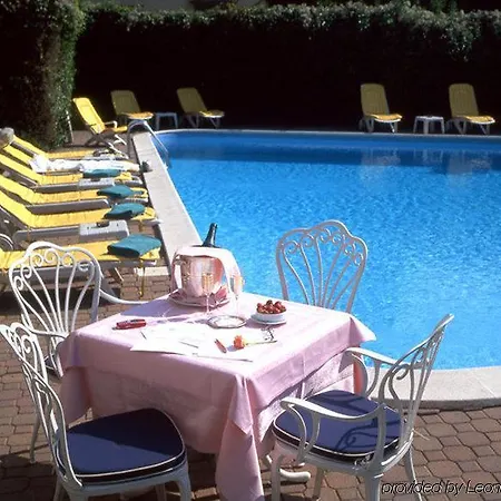 Regina Olga فندق