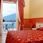 Regina Olga Hotel 4*