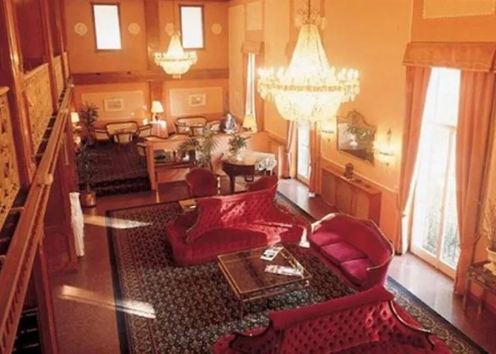 Hotel Regina Olga 4*