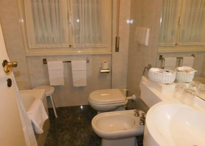 Hotel Regina Olga Lake Como