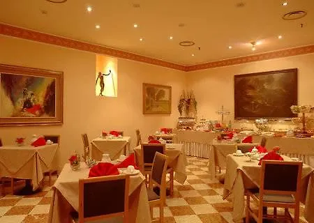 Hotel Regina Olga 4*