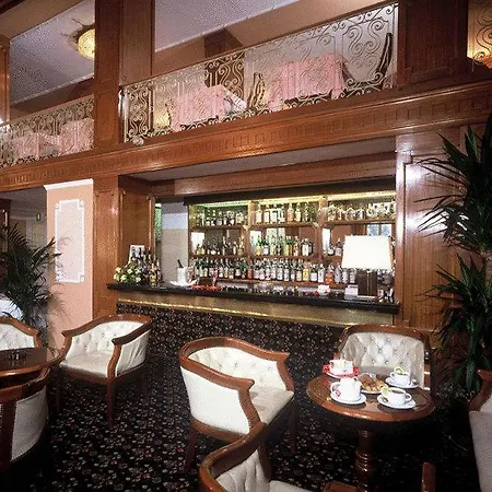 Hotel Regina Olga Lake Como